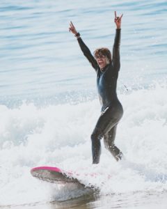 Learn to surf in Los Angeles
